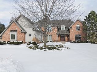 4560 Eleanor Dr, Long Grove, IL 60047