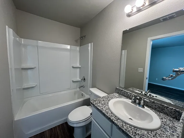 3405 Tiffin Ave — Photo 18