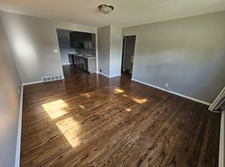 5614 S Marilyn St, Milwaukee, WI 53221