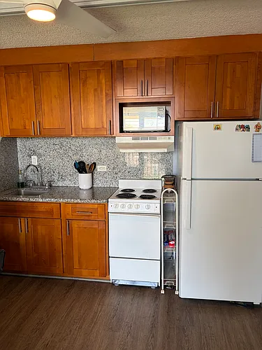 2345 Ala Wai Blvd Photo 1