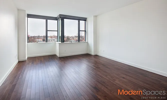 Rented by Modern Spaces | media 10