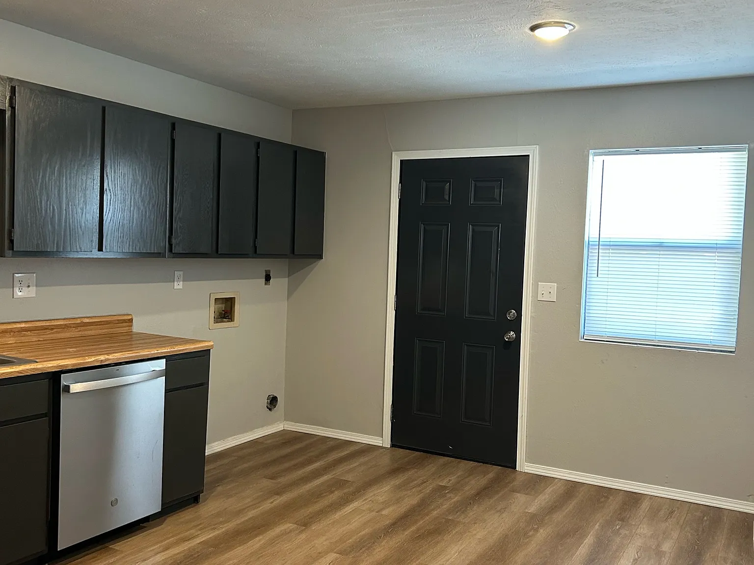 172 Brooke Lynn Drive - D — Photo 3