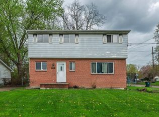 5702 Orchard Ct, Lansing, MI 48911