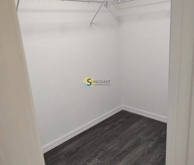 202 Emerald Rd — Photo 6