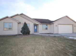 823 Eisenhower Ct, Howards Grove, WI 53083