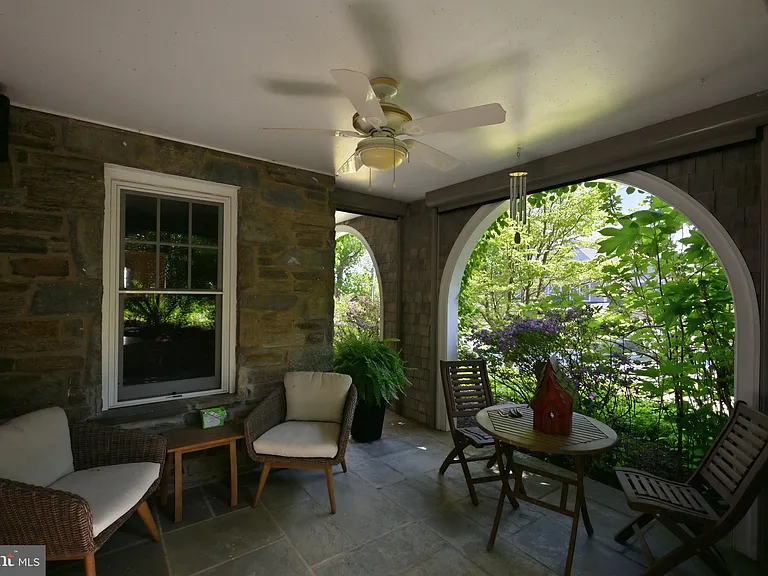 2800 Greenvale St — Photo 13