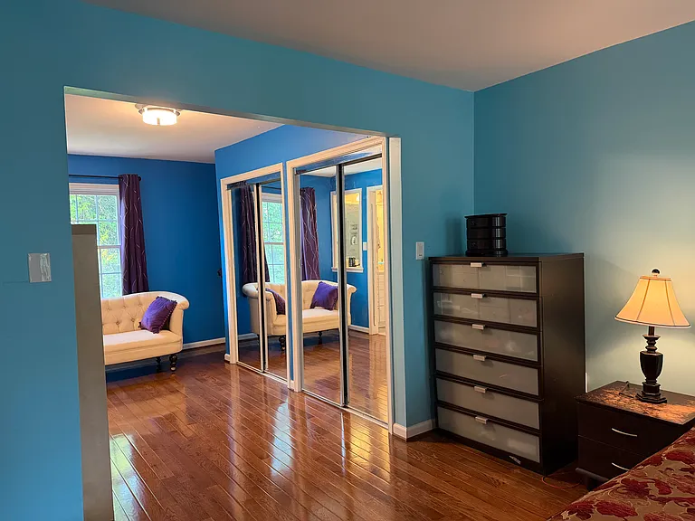 1736 Crestview Dr — Photo 10