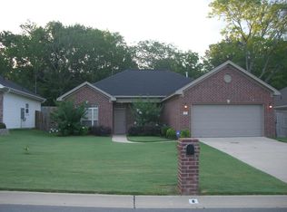 5 Cobblestone Creek Ct, Little Rock, AR 72210