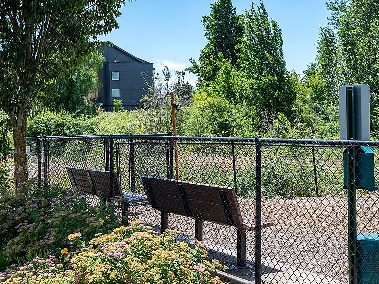 Alderbrook Apartments — Photo 28