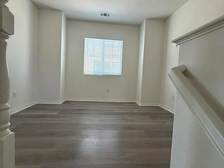 8305 Sunset Hills Pl — Photo 8
