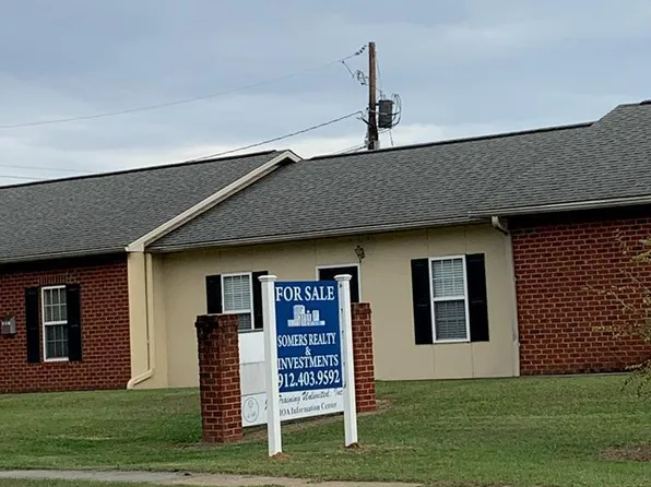 247 W Main St, Swainsboro, GA 30401