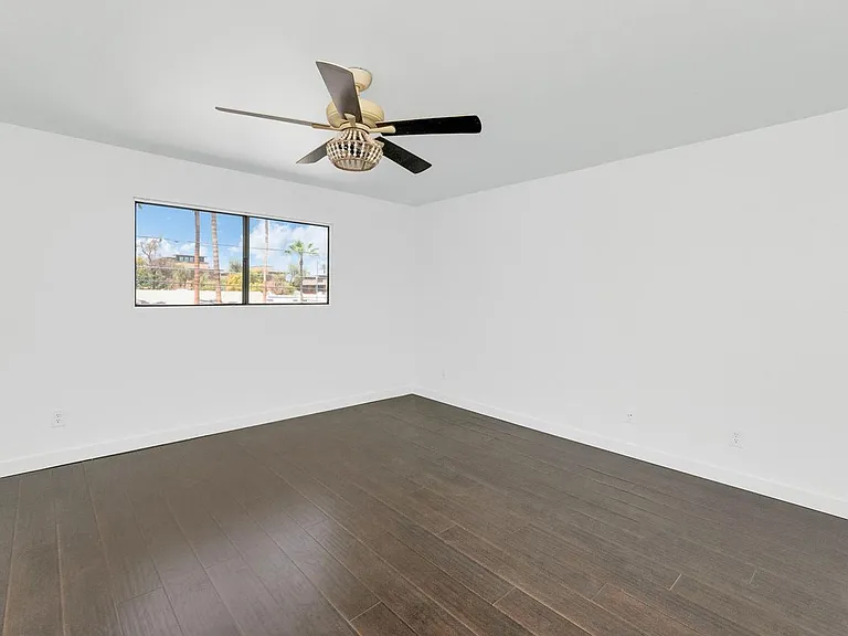 6030 N 15th St #11 — Photo 11
