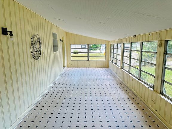 Huge Sunroom