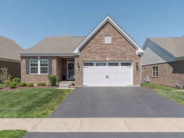 2035 Royalglen Dr, New Lenox, IL 60451