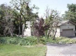 2643 E Woodland Dr, Ogden, UT 84403