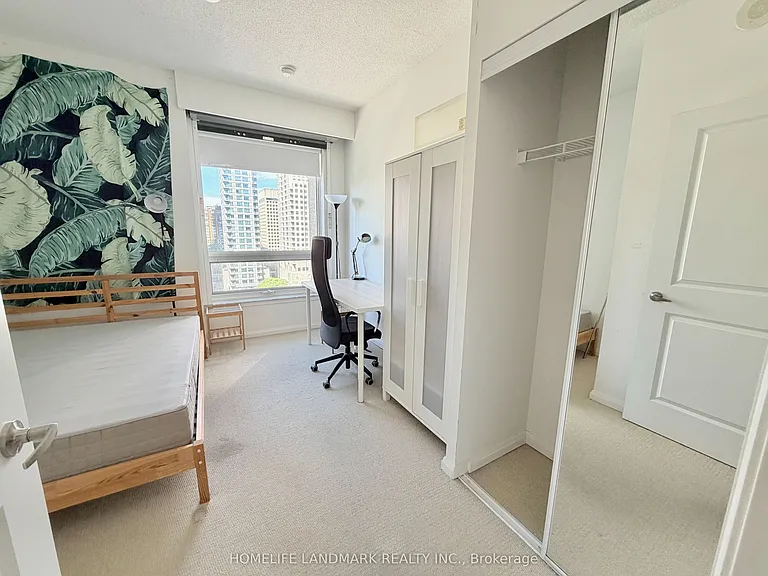 35 Hayden St #1405 — Photo 6