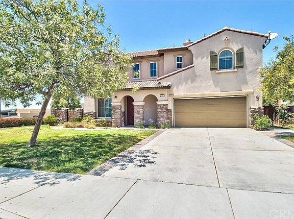 5th image of 27669 Carlton Oaks St