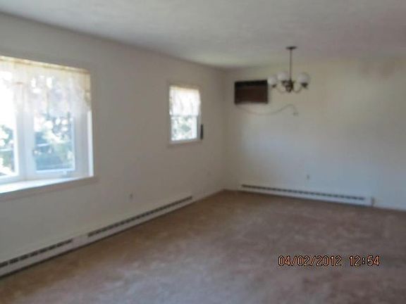 2nd image of 8 Patricia Ln