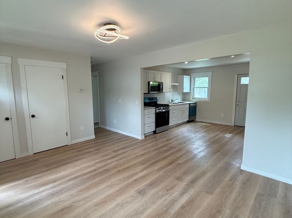 719 W Van Hoesen Blvd