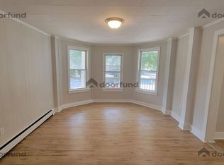 54 E Main St APT 1, Ayer, MA 01432