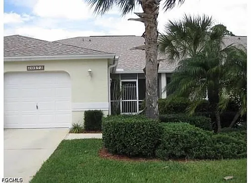 20573 Candlewood Holw Photo 1