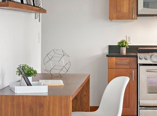 432 Norfolk St APT 3B, Somerville, MA 02143