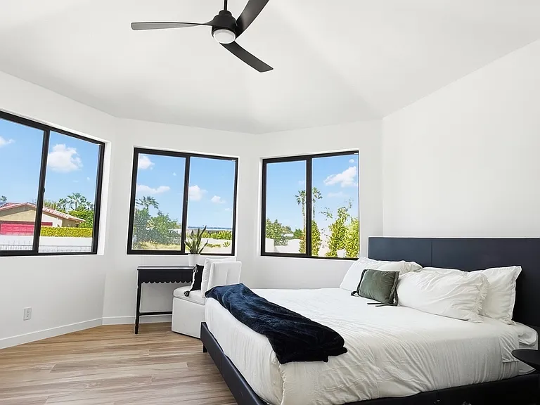 363 W Yorba Rd — Photo 12