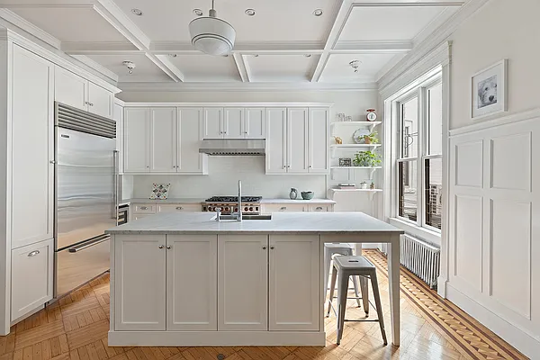 Sold by Compass | media 5