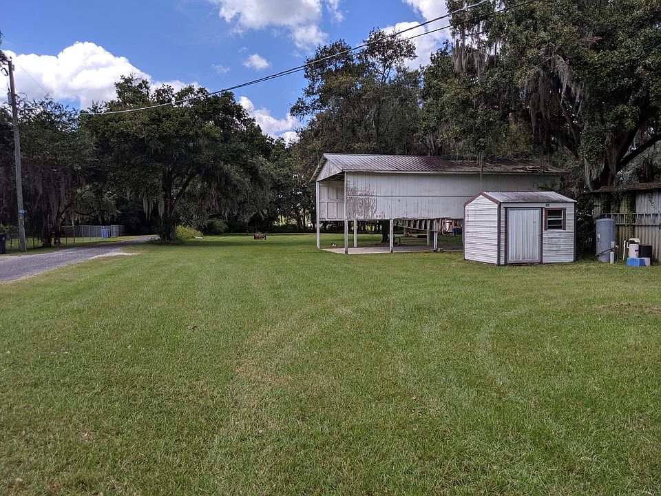 2nd image of 2059 Deerwood Rd