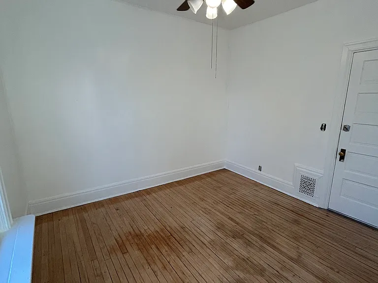 2204 E Park Pl #1 — Photo 8