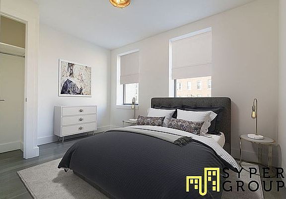 5th image of 202 Clarkson Ave #2