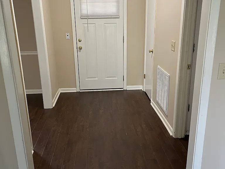 226 Justin Cir — Photo 11