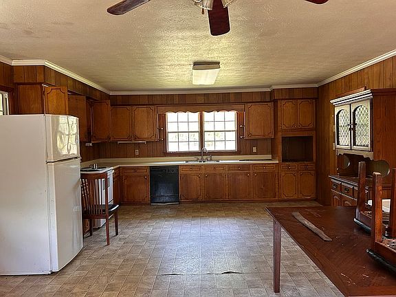 4th image of 553 Glenn Donaldson Rd