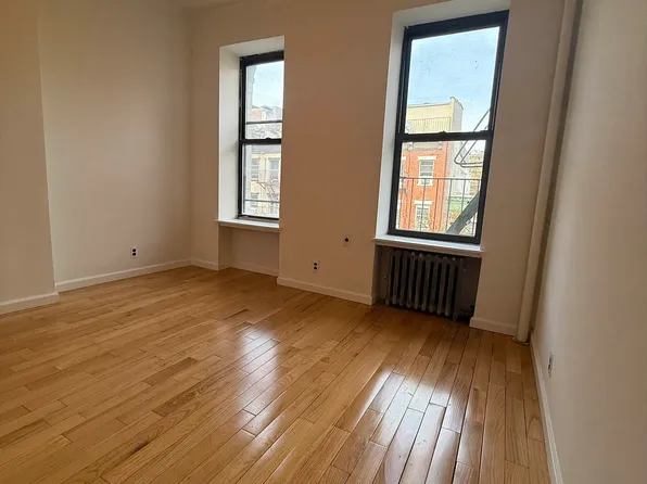 628 East 11th Street image 6 of 8