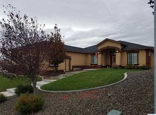 2001 W 51st Ave, Kennewick, WA 99337