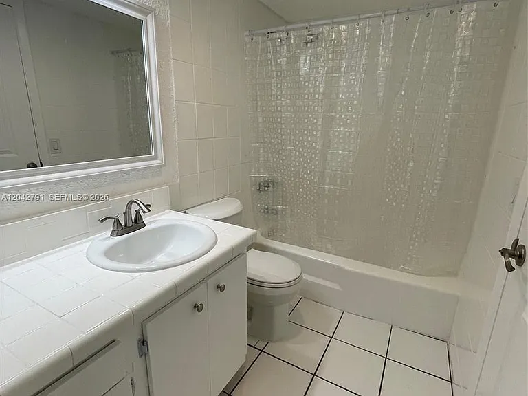 10832 SW 88th St #U13 — Photo 6