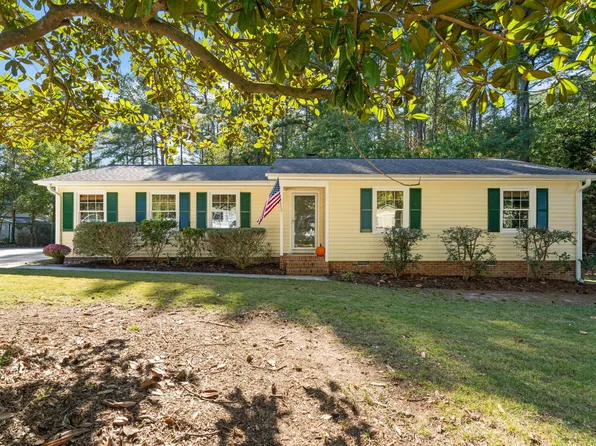 7120 Jeffrey Dr, Raleigh, NC 27603