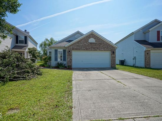547 Grabill Dr, Westfield, IN 46074