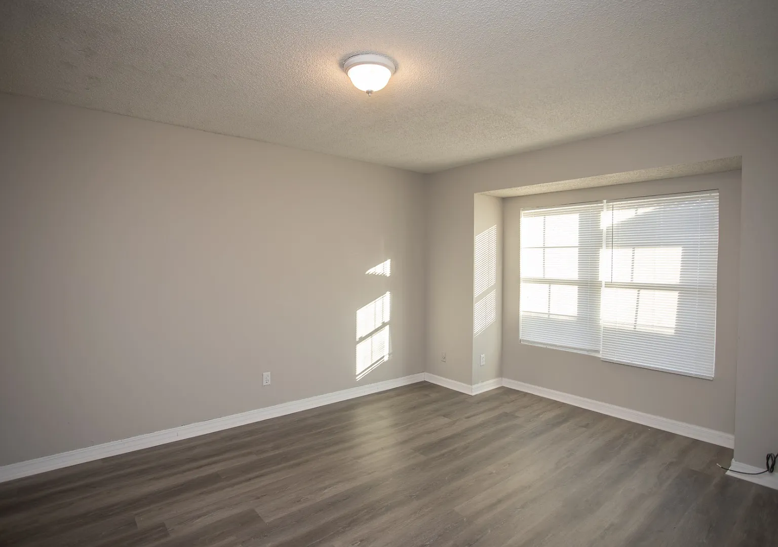 100 Meudon St - 100 Meudon St. Unit D — Photo 3