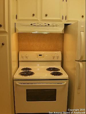 3rd image of 8702 Village Dr #809