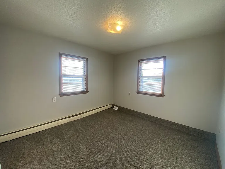 Ashworth Apartments — Photo 12