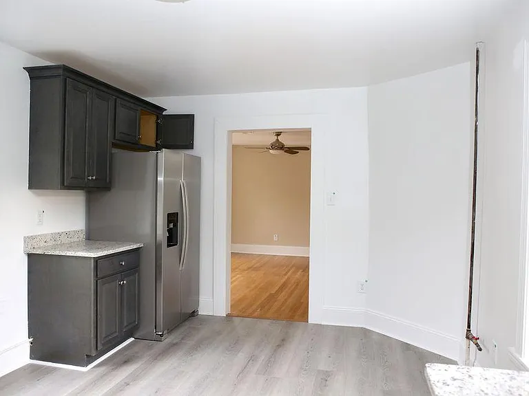 126 Tate St #C — Photo 21