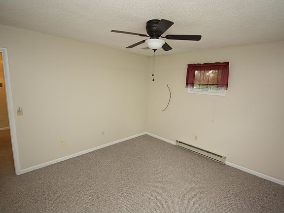 2nd image of 128-130 N Centre St