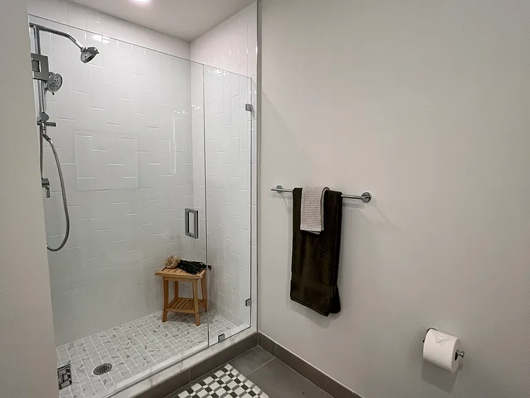 119 NW 29th St #3 — Photo 5