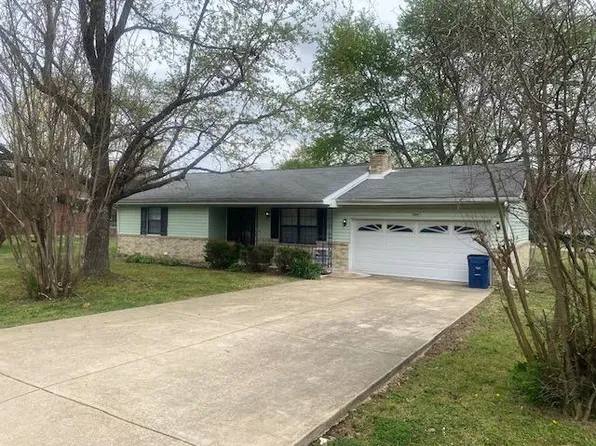 504 Willow Ln, Mountain Home, AR 72653