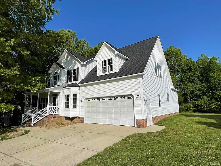 112 Worthington Ct — Photo 4