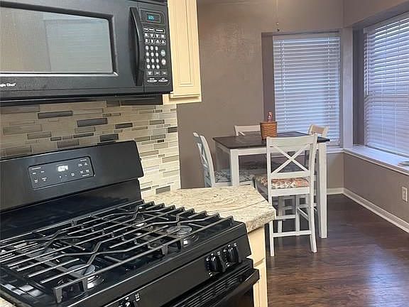 5th image of 11914 Oakner Dr