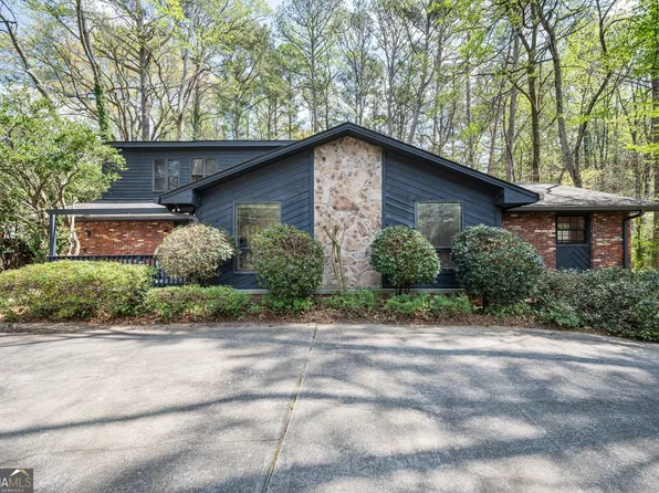 1369 Jody Ln NE, Atlanta, GA 30329
