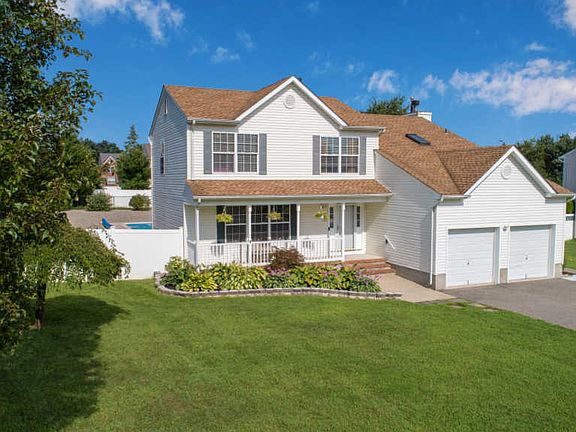 4th image of 1675 Copperfield Ln