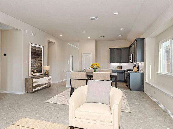 5th image of 23126 Bordeaux Dr